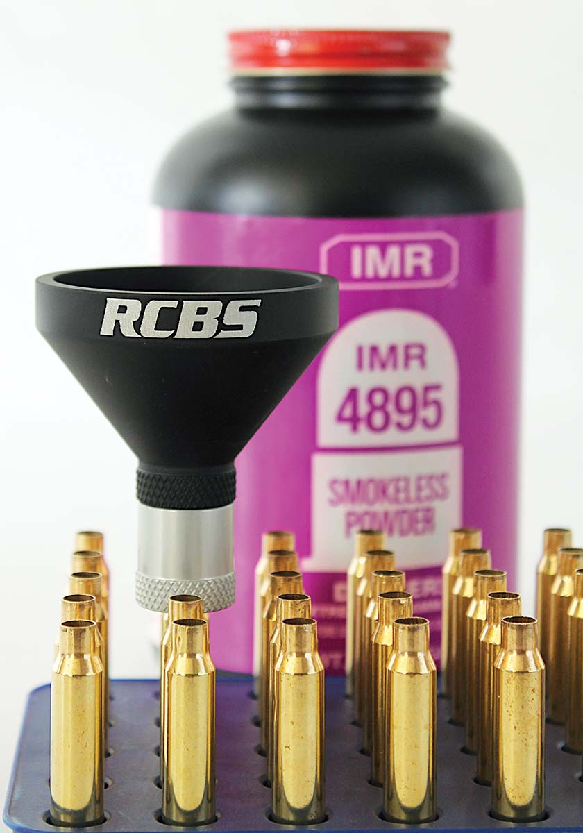 Extruded powders flow through the MatchMaster without “bridging” and hanging up, even when tested with .22-caliber cases.